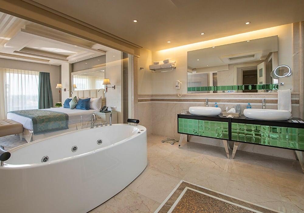 Premier Le Reve & Sahl Hasheesh - Adults Only 16 Years Resort Hurghada